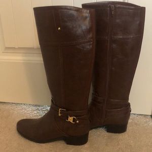 Never worn just wasn’t my style